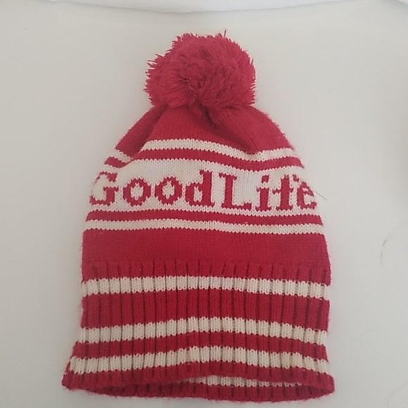 GoodLife Fitness a warm knitted hat - Picture 5 of 8